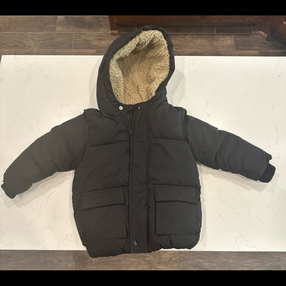 Black Hooded Puffer Jacket with Sherpa Lining